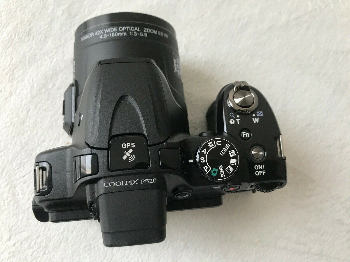 Nikon Coolpix P520 Digital Camera Black for PARTS/REPAIR