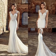 Sexy White Mermaid Wedding Dresses V-Neck Sleeveless Satin Applique Bridal Gowns
