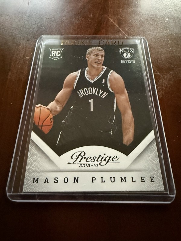 2013-14 Prestige - Mason Plumlee #182 (RC) (Brooklyn Nets ➡️ San Antonio Spurs)