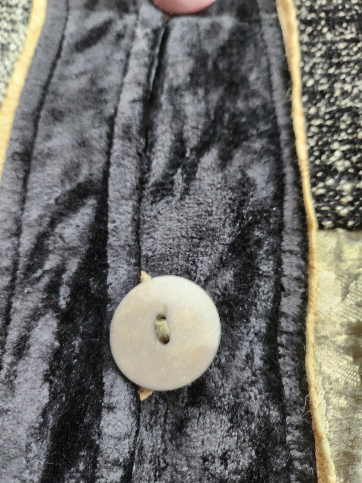 Flashback Multi Color Unique RenissancePatchwork … - image 8