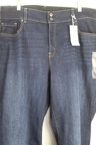Lane Bryant High Rise Essential Stretch Jeans Boot Women's 22 Short NWT - Picture 2 of 6