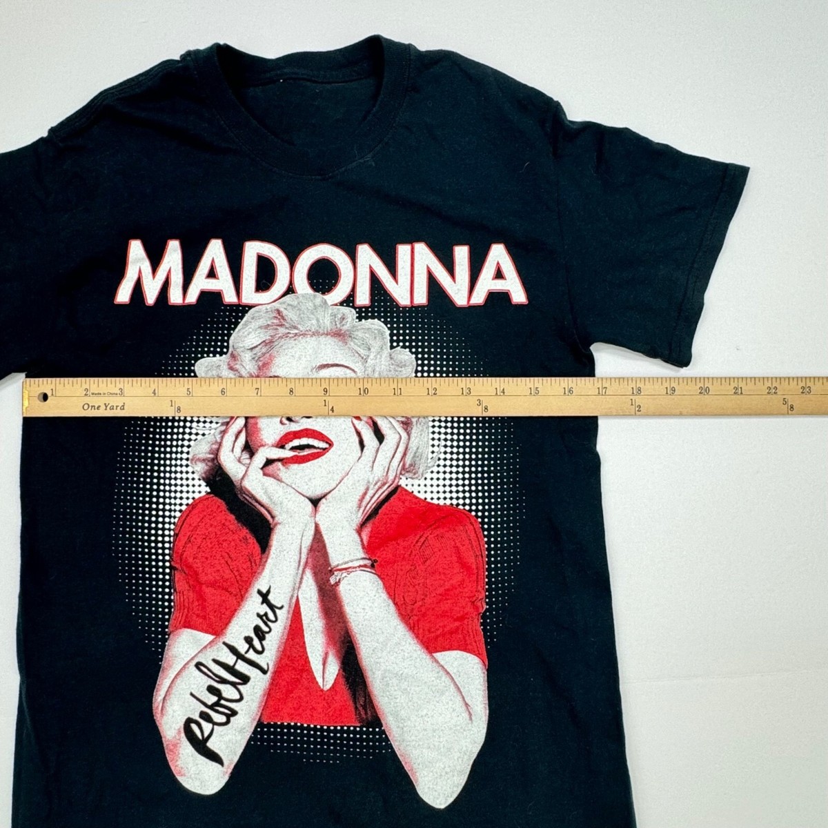 Madonna Rebel Heart Tour T Shirt Size Small Short Sleeve Crew Neck