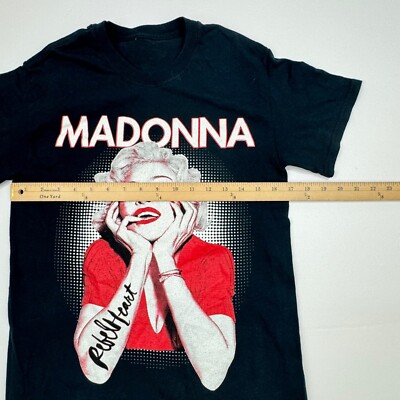 Madonna Rebel Heart Tour T Shirt Size Small Short Sleeve Crew Neck