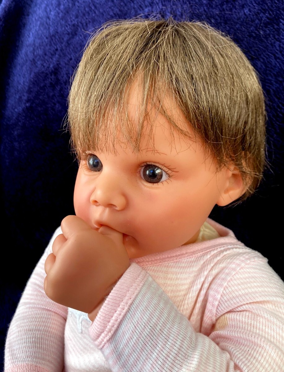 1999 Lee Middleton Baby Doll by Reva Schick Thumb Sucking