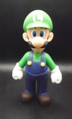 Nintendo Super Mario Bros. 9 Inch Vinyl Luigi 2007 Banpresto