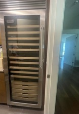 Viking Professional Commercial-grade  full height Wine Cellar/Refrigerator