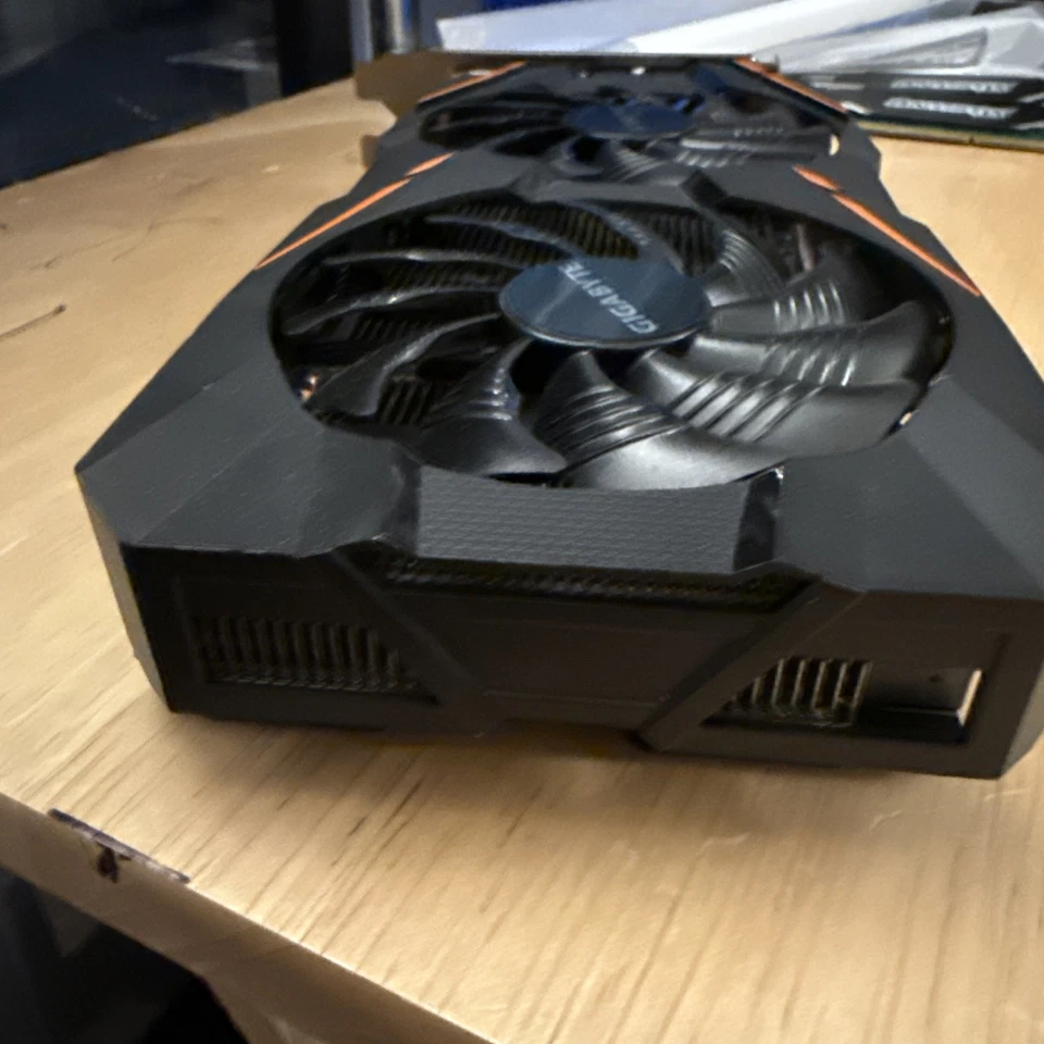 Gigabyte Rx480 8gb - Image 3 of 4