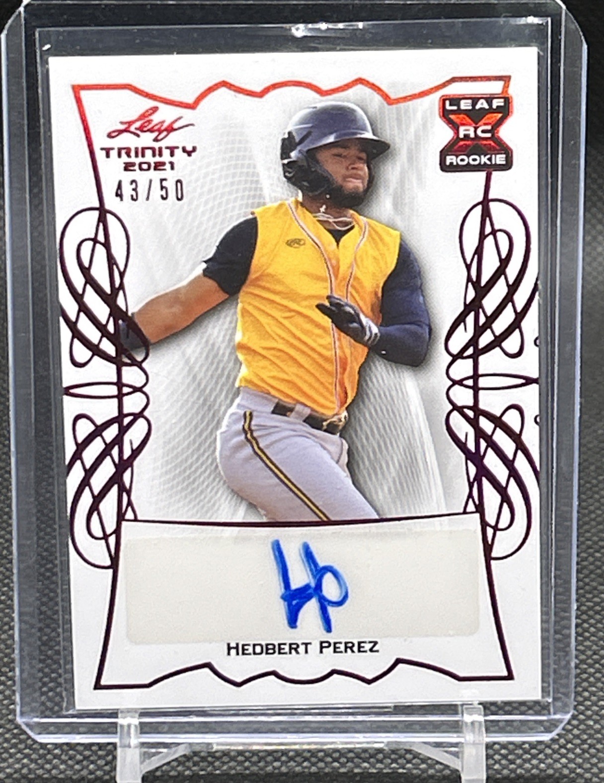 2021 Leaf Trinity - Hedbert Perez #BA-HP1 Red /50 (AU, RC)