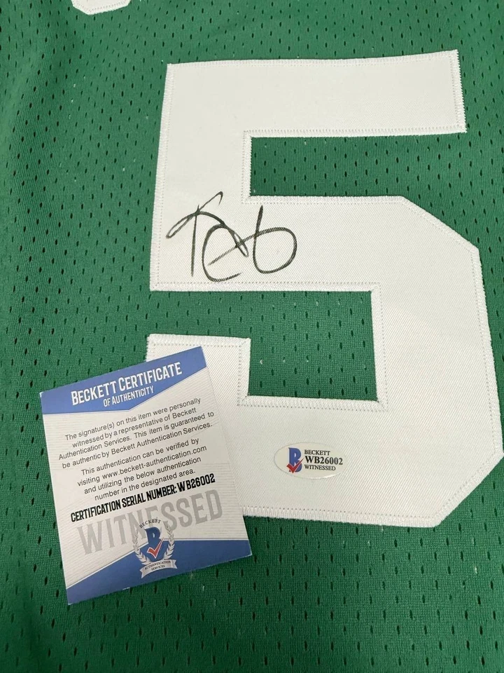CAMISETA FIRMADA A MANO POR KEVIN GARNETT CELTICS BAJO CERTIFICADO DE AUTENTICIDAD Foto 3 de 4