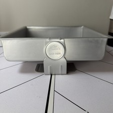 Fat Daddios*Topsy Turvy Mad Dadder 10” Square Cake Pan*4” to 2.5” Opp. Side