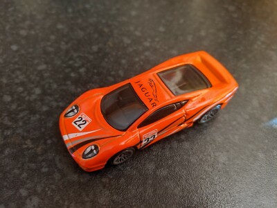 Hot Wheels FYC32 2019 HW Exotics 1/10 Jaguar XJ220 234/250
