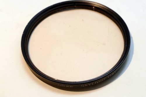 Vivitar Skylight 1A 58mm Lens Filter - Picture 2 of 9