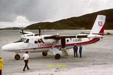 Photo 6x4 DHC-6 Twin Otter aircraft at Barra Airport Eu00f2laigearraidh  c1986
