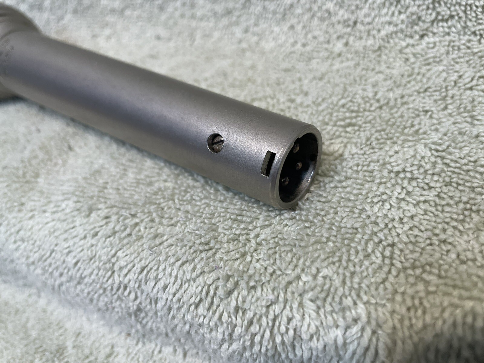 AKG D125 OMNIDIRECTIONAL DYNAMIC VOCAL MICROPHONE Made In Austria