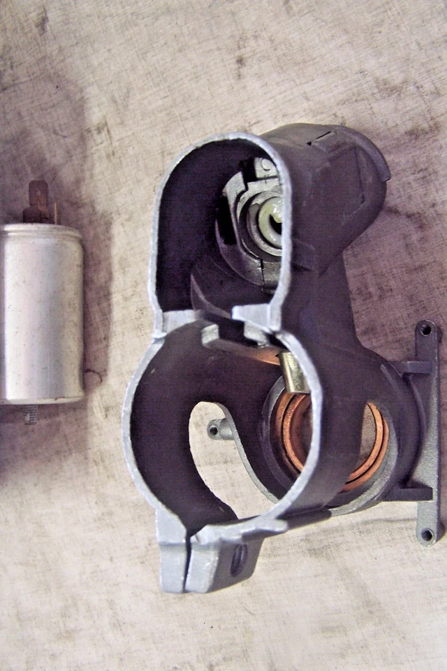 CARCASA INTERRUPTOR ENCENDIDO VOLKSWAGEN 321905851D ALEMÁN 1977-91 GOLF RABBIT VAN Foto 2 de 3