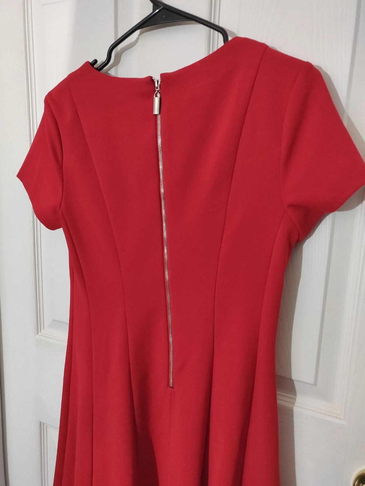 Abito da donna rosso Alyx taglia 4 cappuccio a dondolo manica sopra il ginocchio dettaglio metallo I