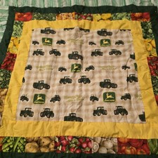 JOHN DEERE Tractor Farm QUILT Lap Crib Size 40"x40 Cotton