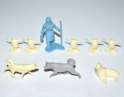 Vintage 1950s Marx Arctic Alaska Playset Eskimo & Polar Animal Plastic Figures
