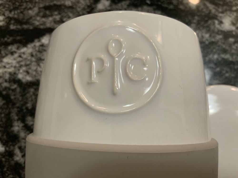The Pampered Chef Ceramic Egg Cooker 1529 White with Gray Sleeve no box EUC
