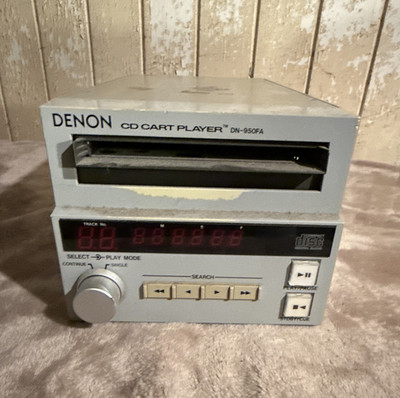 Denon DN-950FA CD Player XLR Output, Headphone Jack, Wired Stereo untested