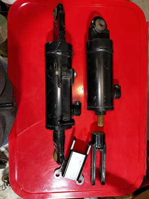 John Deere 4120 4320 4520 4720 Top Tilt Hydraulic Cylinders AH168698 AH169236