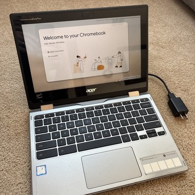 Acer Chromebook Spin 11 CP311-1H-C2DV 11.6'' Celeron 32GB 4GB RAM W/ Travel Case