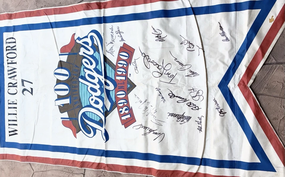Los Angeles Dodgers Signed 100th Anniversary 1990  Banner  With 16 Signatures - Image 3 of 4
