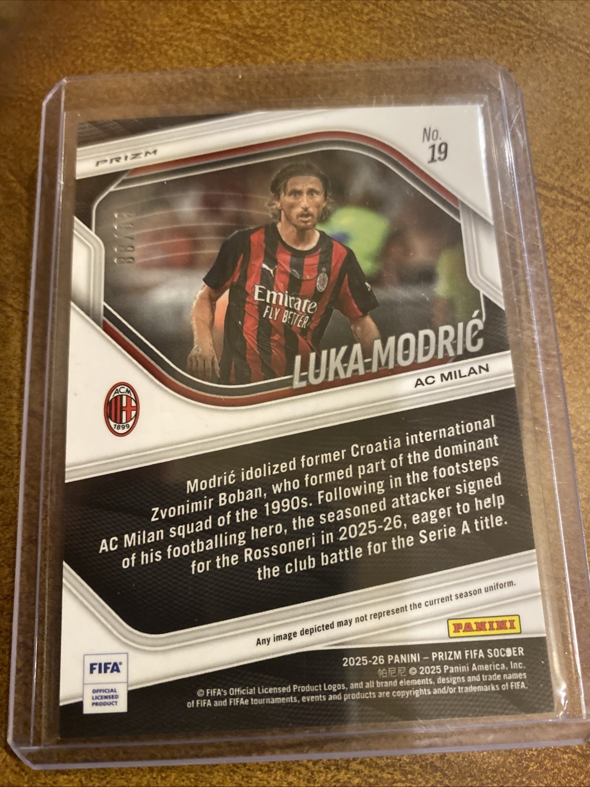 2025 Panini Prizm Fifa Luka Modric Red Scopes /88 view 3