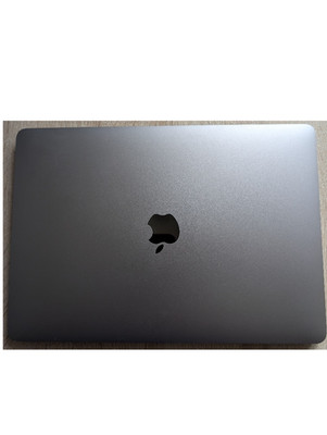 Sehr gut erhaltenes, voll funktionsfähiges MacBook Pro 13,3'' Retina-Display