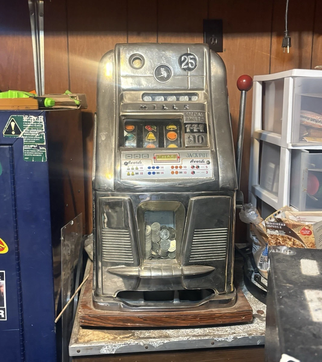 Mechanical Slot Machine Collectible Antique Coin Slot Machines for