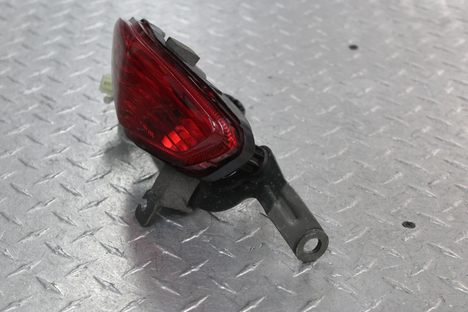 Luz trasera de freno trasera Suzuki vstrom 1000 DL1000 2004 Foto 4 de 4