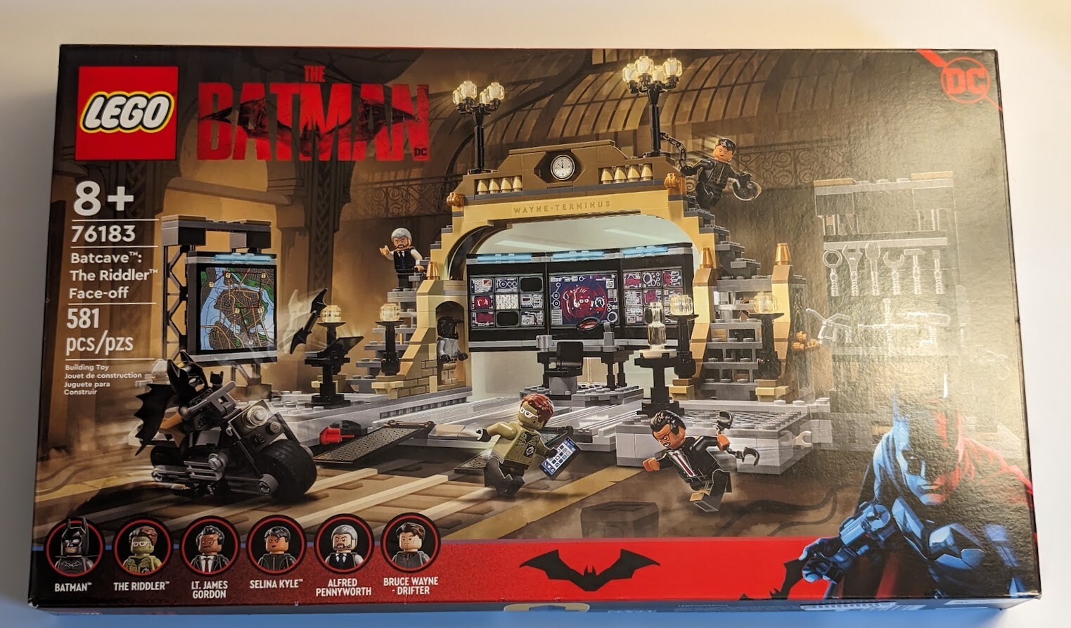 LEGO DC The Batman 76183 Batcave: The Riddler Face-Off SEALED 581 Pieces  673419339513