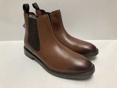 Size 10 Clarks Collection Men display picture 2