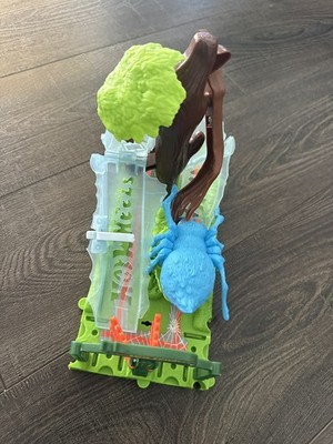Hot Wheels Spider Park Attack Playset Track Builder Piece 2017 Tested FNB07