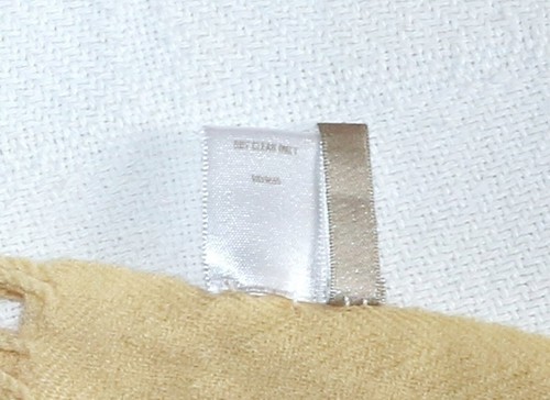 NORDSTROM Fringed Yellow Wool/Cashmere Scarf Wrap 27.5 X 78 EXC - Picture 7 of 7