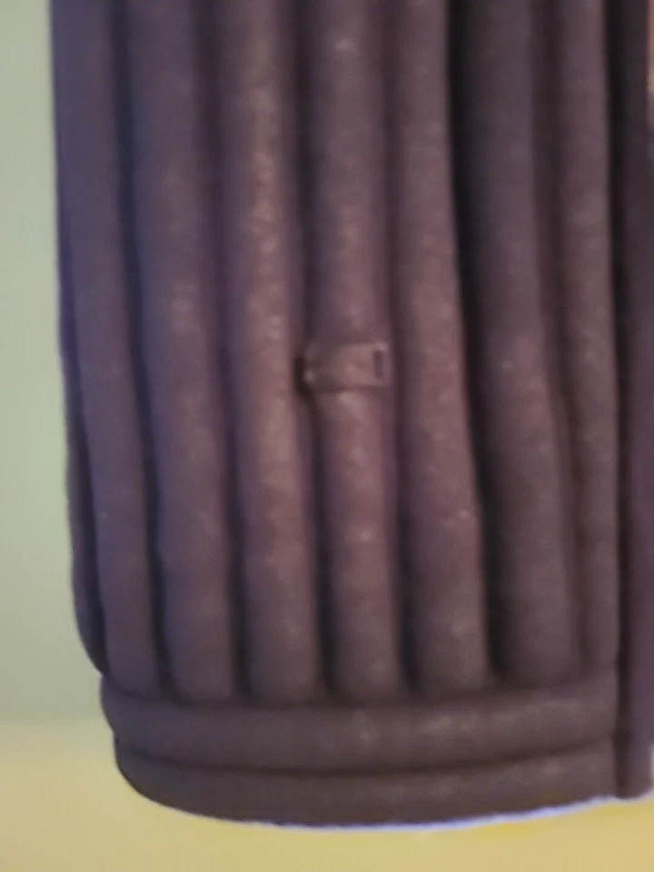 香奈儿厚背心 海军蓝 38 码 背面大号CC — 第 3/4 张图片