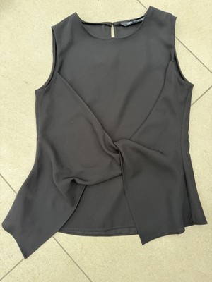 Zara Top Schwarz Ärmellos Mit Twist wickeloptik 