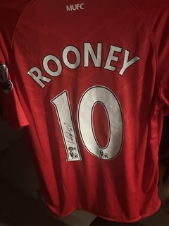 Wayne Rooney Hand Signed Manchester United #10 Jersey With Beckett Certificate