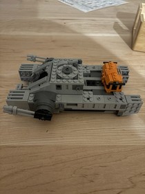 LEGO Star Wars Imperial Assault Hovertank 75152 and Droid Tri-Fighter 8086