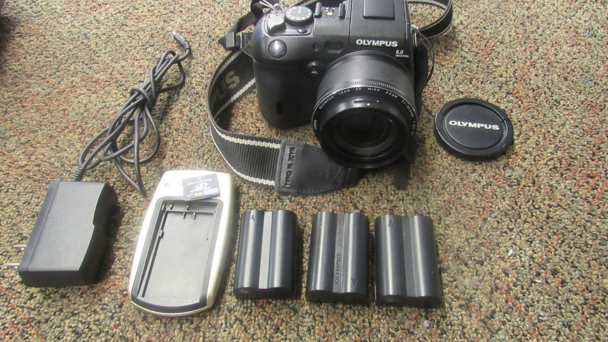 Olympus CAMEDIA C-8080 Wide Zoom 8.0MP Digital Camera - Black for