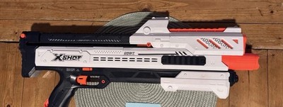 X-Shot Chaos Orbit Blaster Toy Gun Weiß/Schwarz 