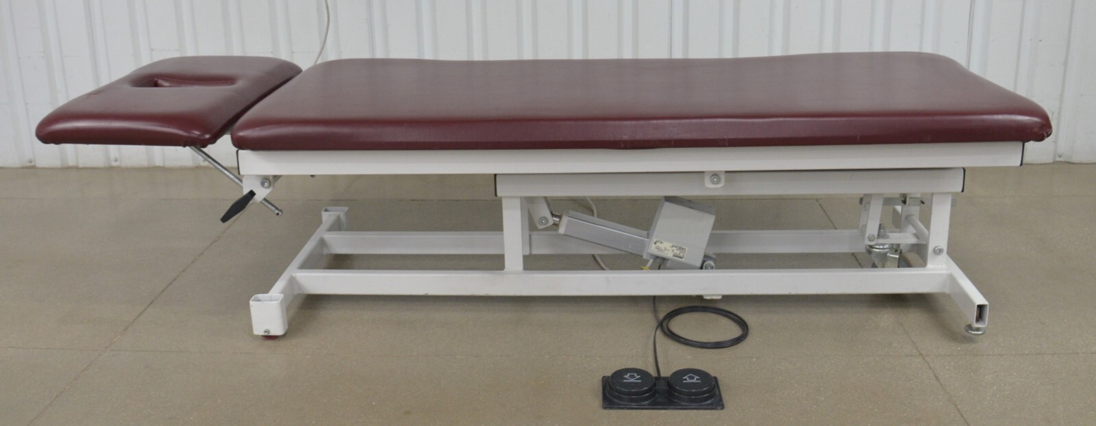Armedica AM-200 Hi-Lo Two Section Treatment Table W/ Footswitch