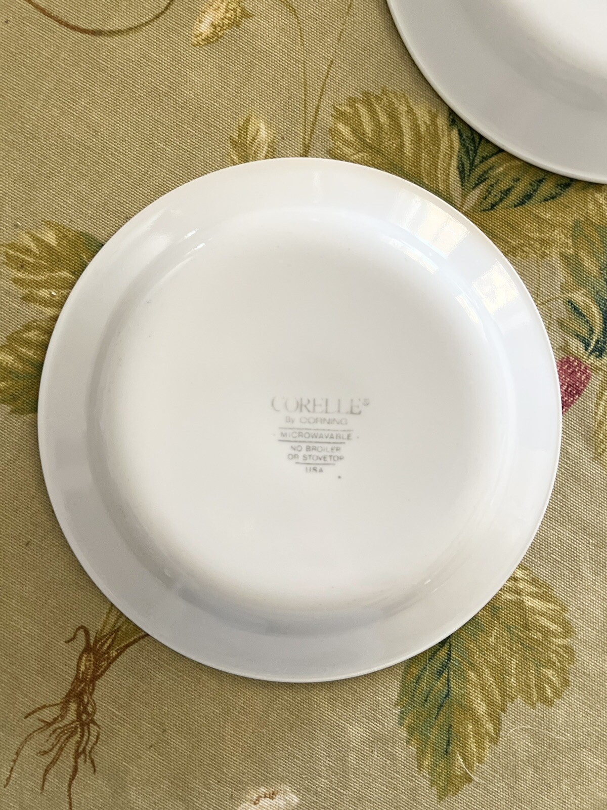 CORELLE Dinnerware SILK & ROSES Set of 5 Dessert/Salad Plates 7 1/4"