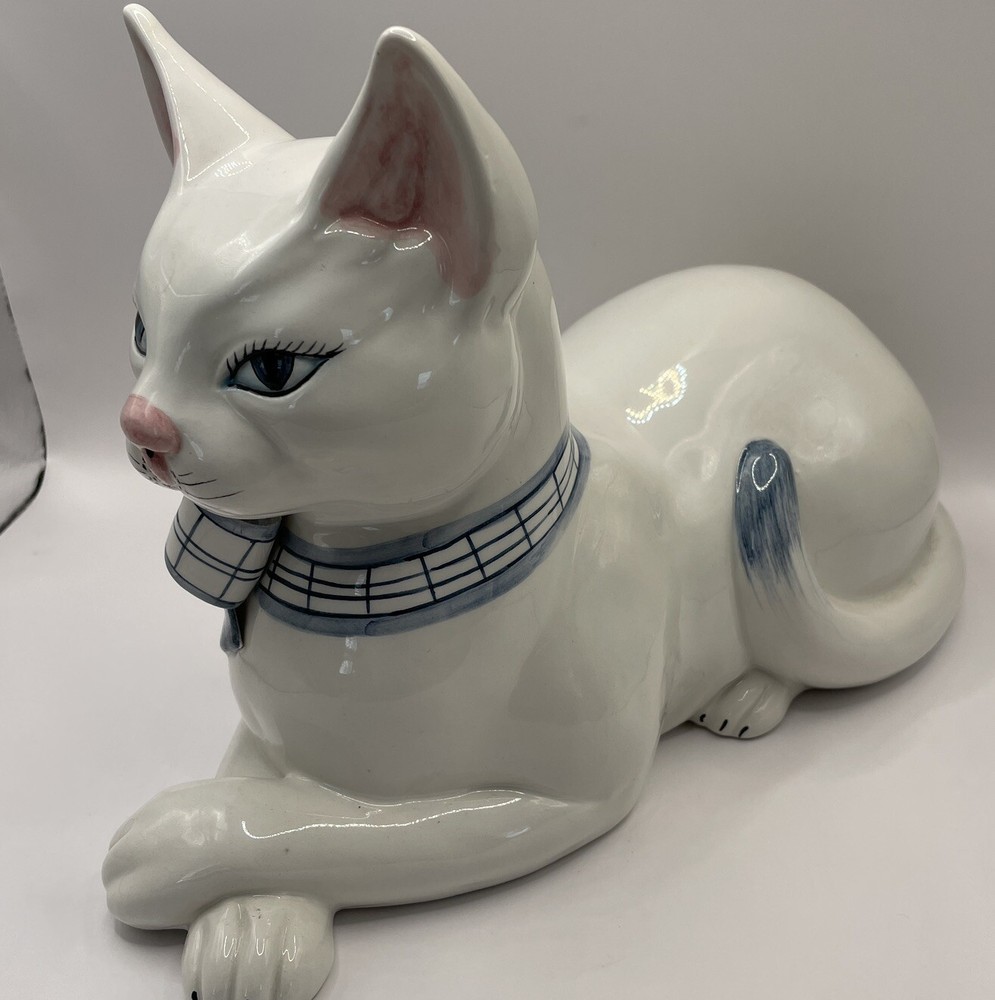 Vintage Ceramic Cat with  Bow made in Italy Large White