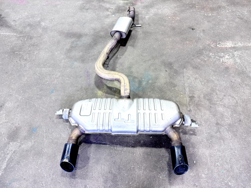 2016-2019 AUDI TT 8S QUATTRO S-Line выхлопная труба двойной глушитель 8S0 253 611 E OEM - Изображение 3 из 4