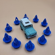 Set of 10 Land Rover Clips Part# LR027255
