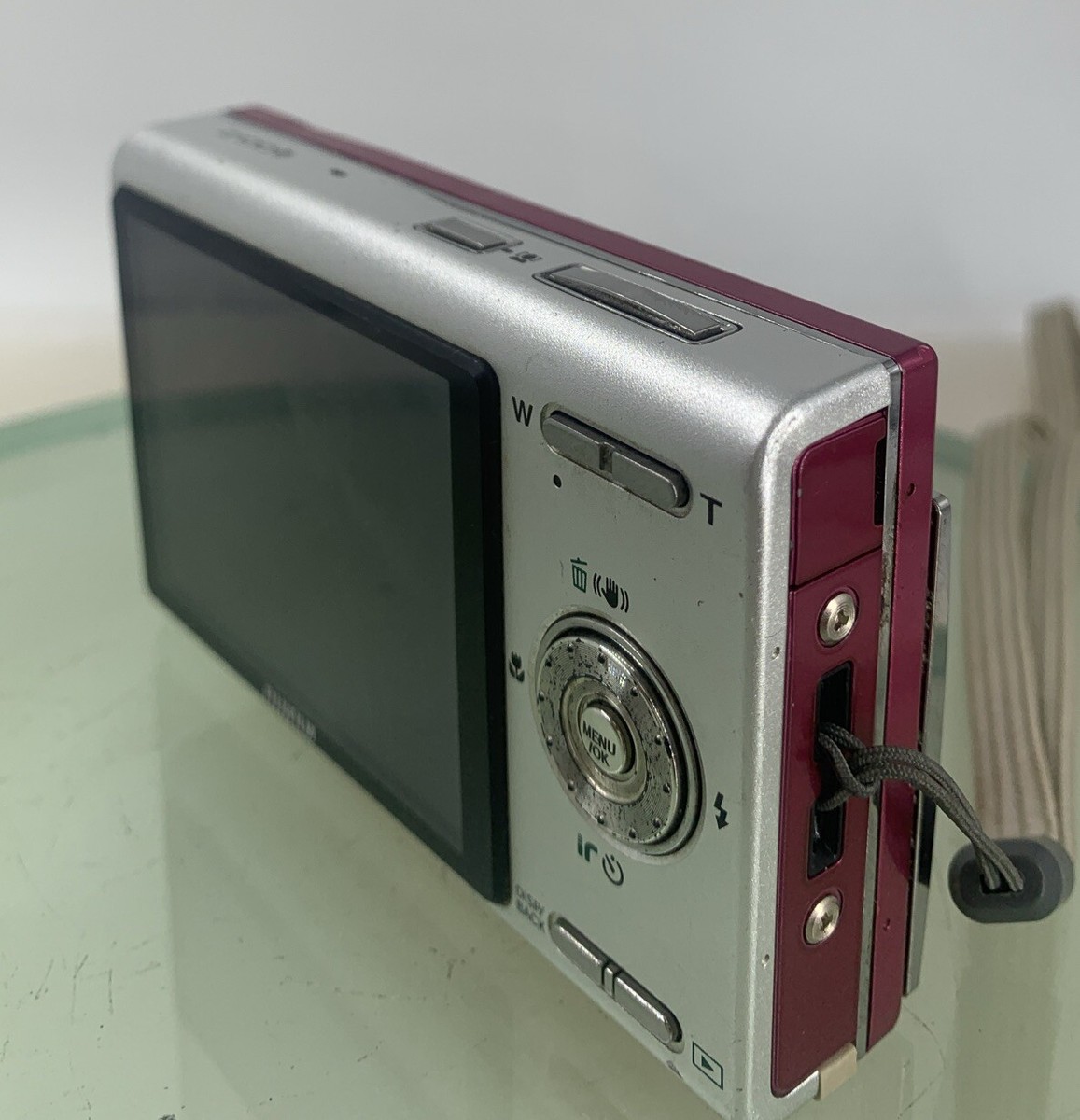 Fujifilm FinePix Z Series Z100fd 8.0MP Digital Camera - Silver for
