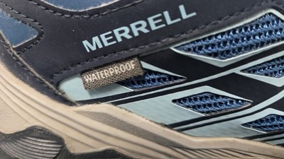 Merrell Moab girls hiking shoes size 1M pink/blue