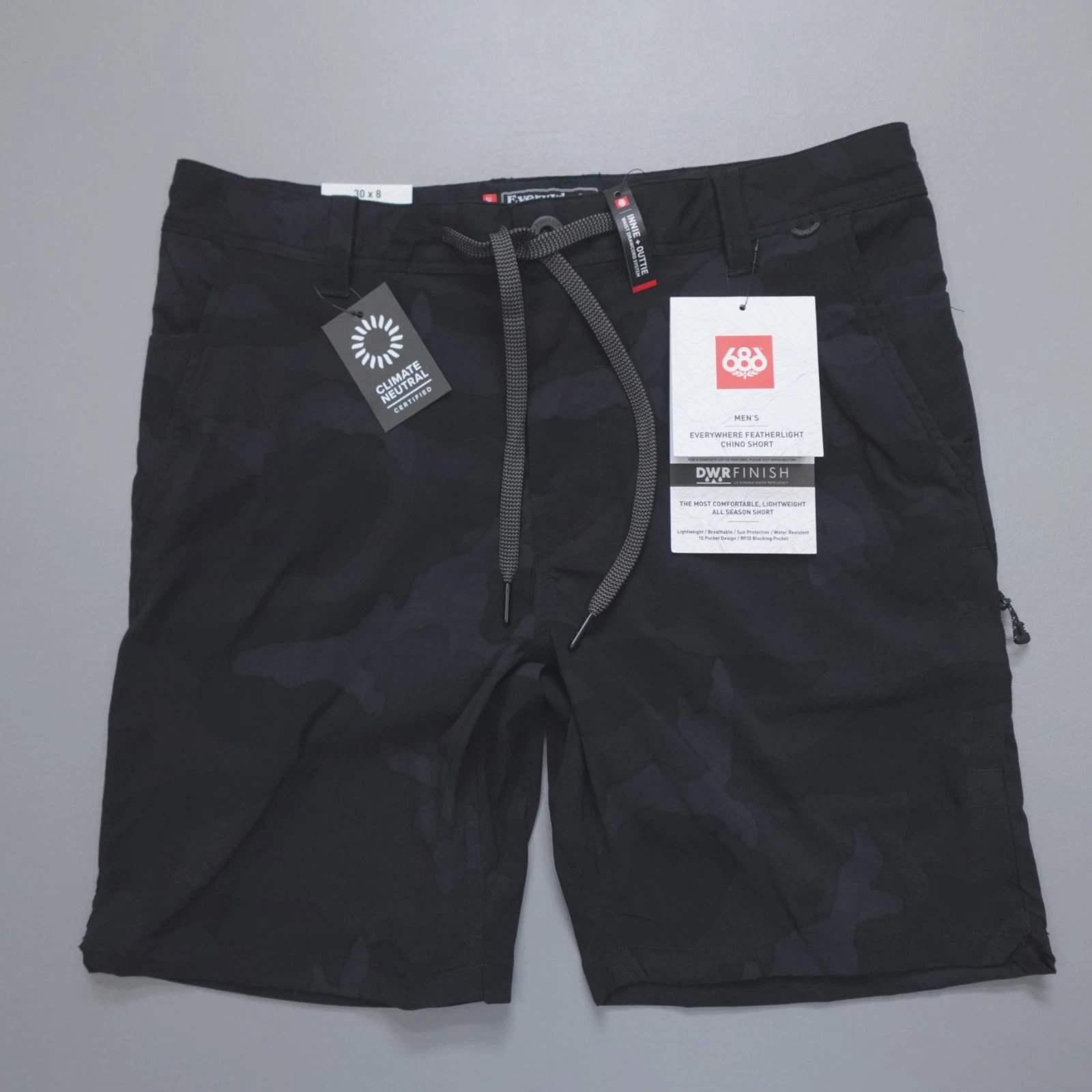 686 Men's Everywhere Featherlight Chino Shorts Slim Fit Black Camo DWR Finish
Opens in a new window 