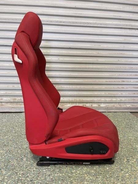 Ferrari 458 Italia 2014 Right Seat Red